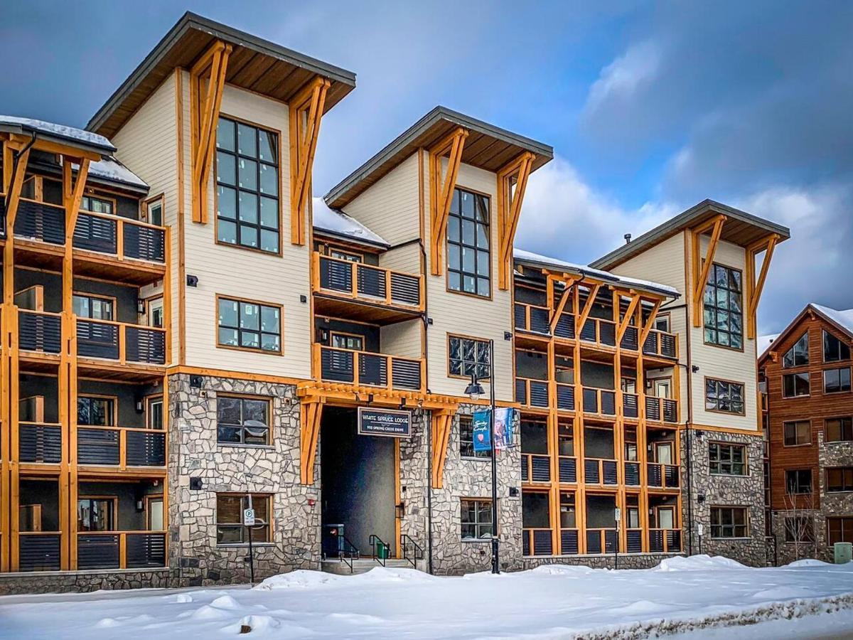Spring Creek Luxury King One Bedroom At White Spruce Lodge Canmore Exterior foto